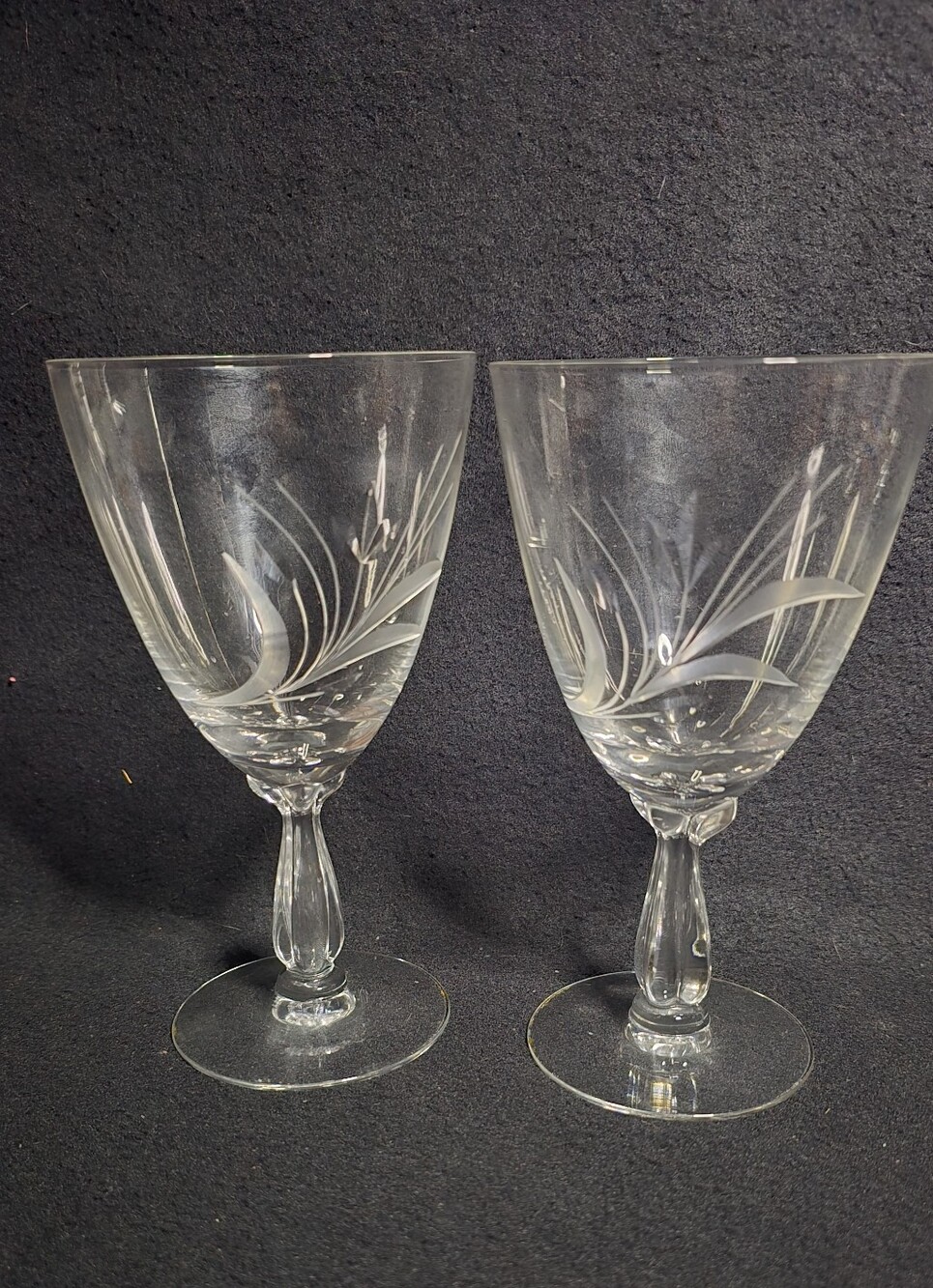 Etched Crystal Wine Glasses - Clear (Set of 2)